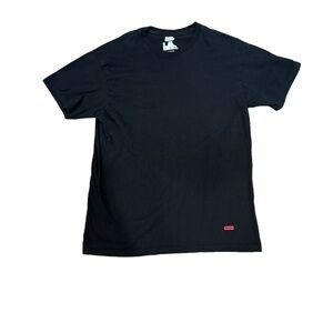 Black Hanes Supreme tee